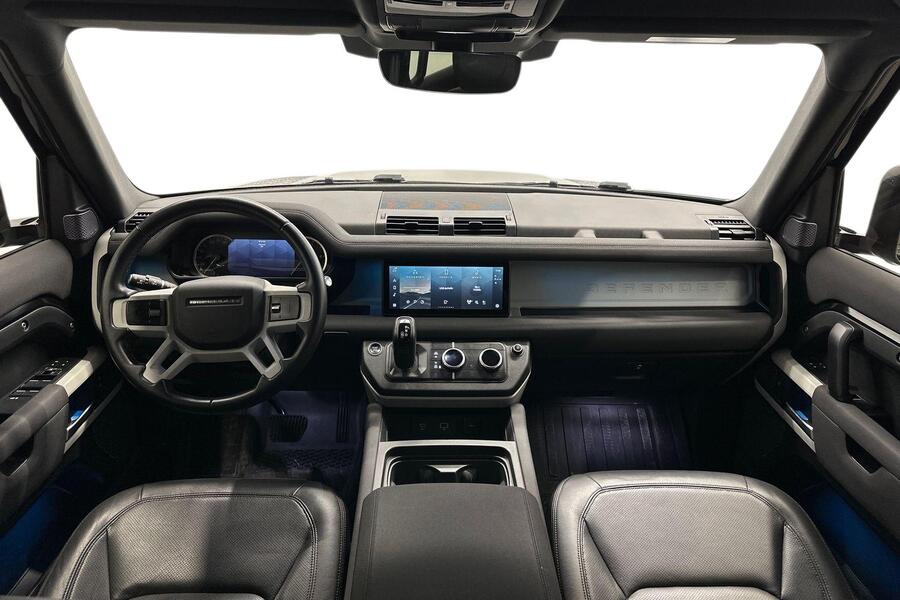 Land Rover Defender vaihtoauto