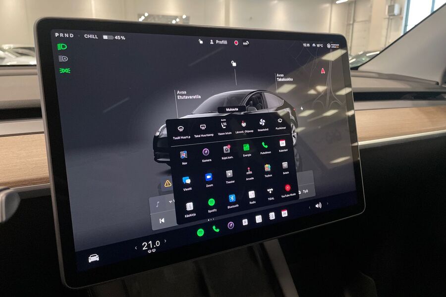 Tesla Model Y vaihtoauto