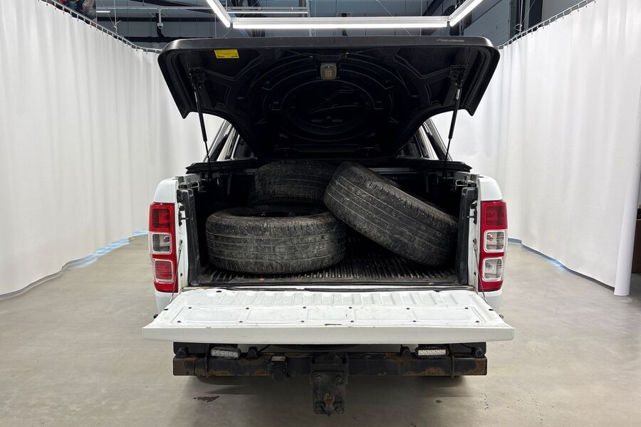 Ford Ranger vaihtoauto