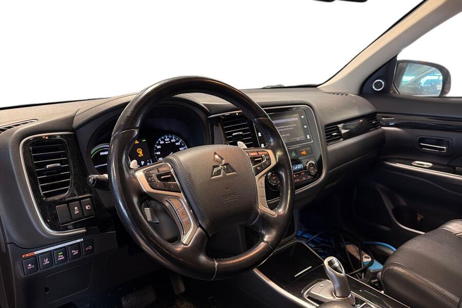 Mitsubishi Outlander vaihtoauto