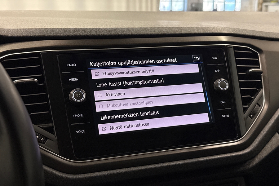 Volkswagen T-Roc vaihtoauto