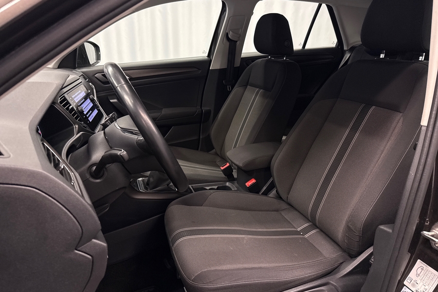 Volkswagen T-Roc vaihtoauto