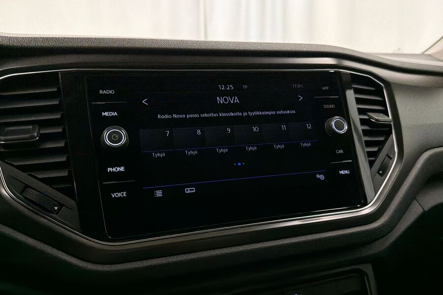 Volkswagen T-Roc vaihtoauto