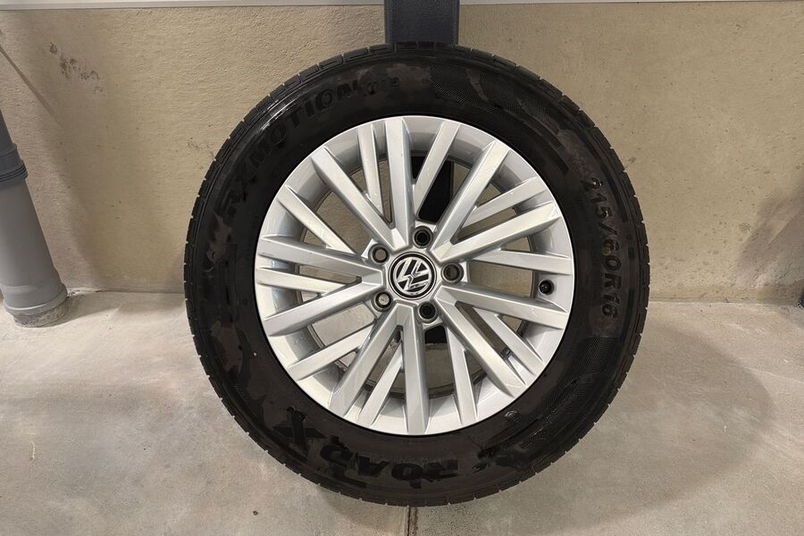 Volkswagen T-Roc vaihtoauto