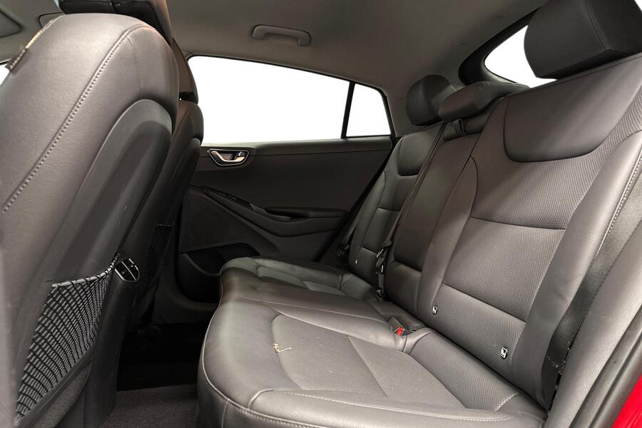 Hyundai IONIQ hybrid vaihtoauto