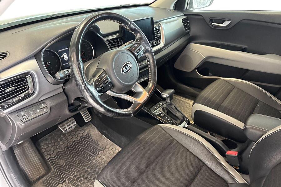 Kia Stonic vaihtoauto