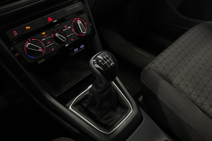 Volkswagen T-Cross vaihtoauto