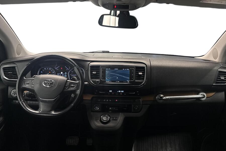 Toyota Proace Verso vaihtoauto