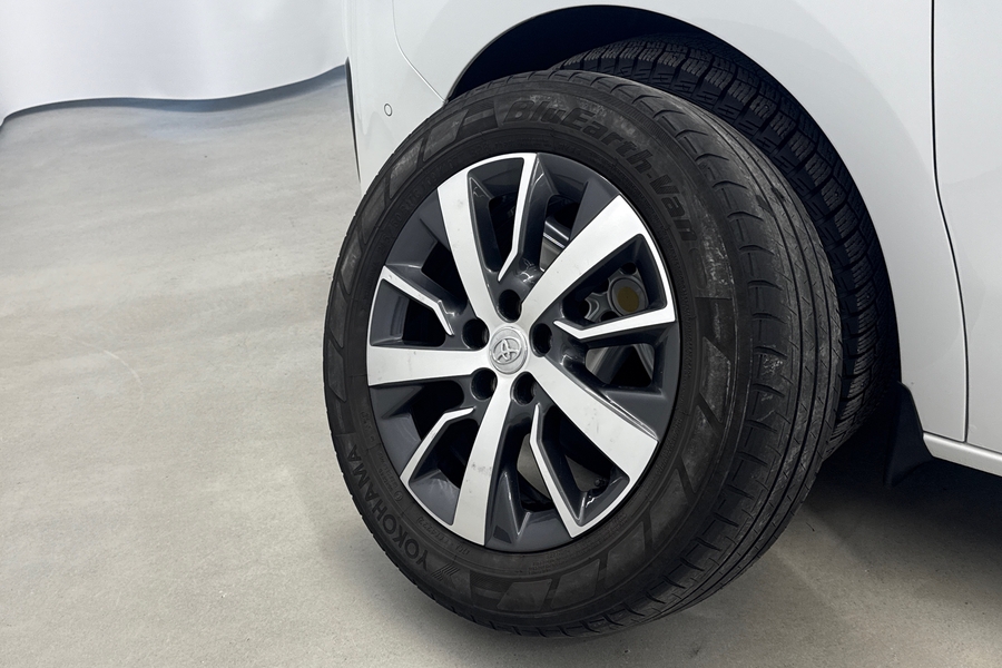 Toyota Proace Verso vaihtoauto