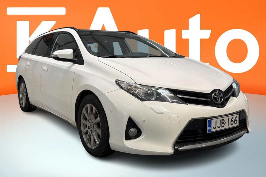 Toyota Auris vaihtoauto