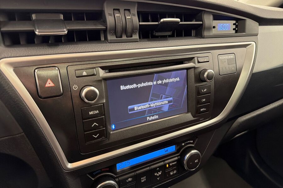 Toyota Auris vaihtoauto