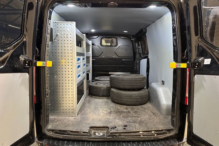 Ford Transit Custom vaihtoauto