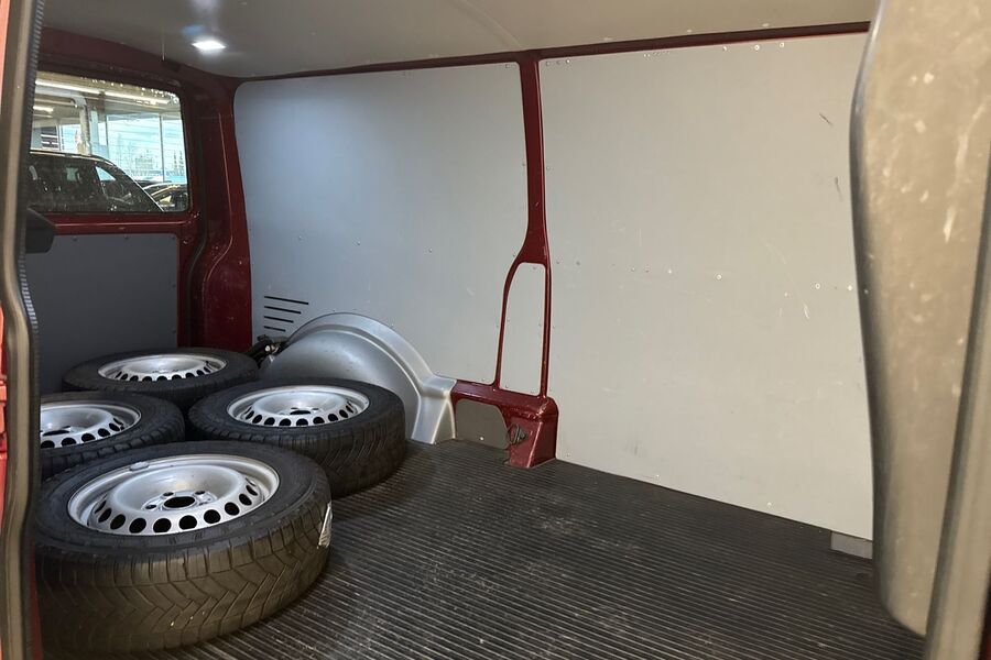 Volkswagen Transporter vaihtoauto