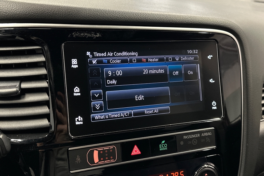 Mitsubishi Outlander PHEV vaihtoauto