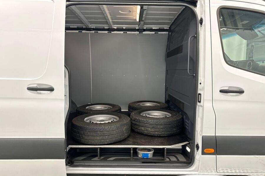 Mercedes-Benz Sprinter vaihtoauto