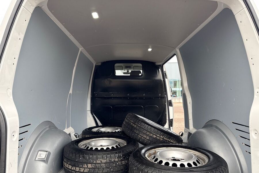 Volkswagen Transporter vaihtoauto