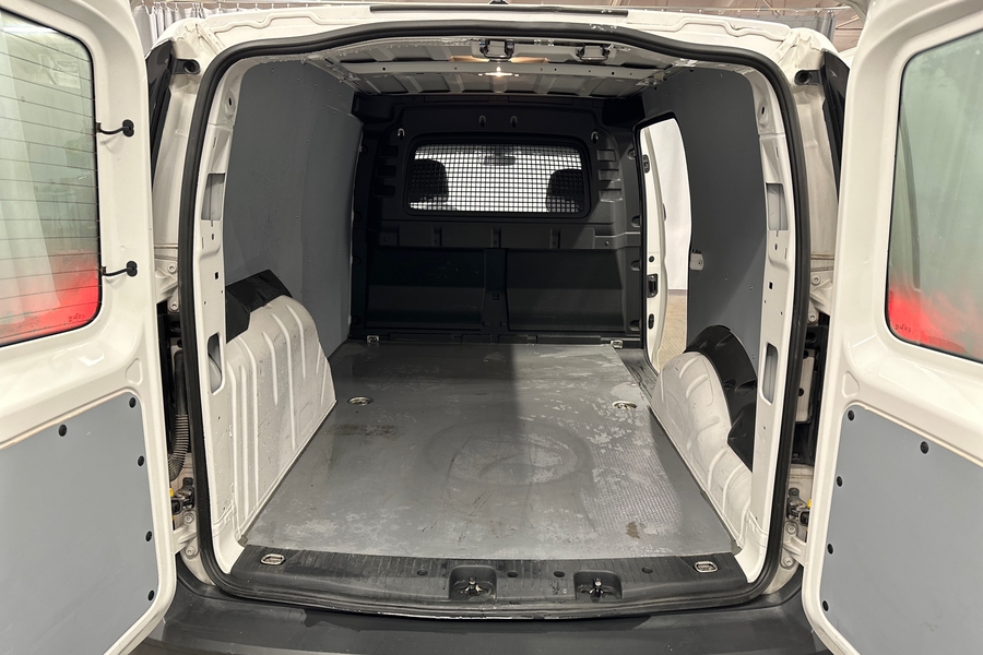 Volkswagen Caddy Maxi vaihtoauto