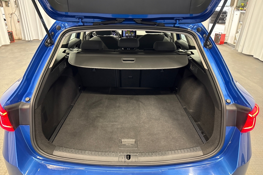 SEAT Leon Sportstourer vaihtoauto