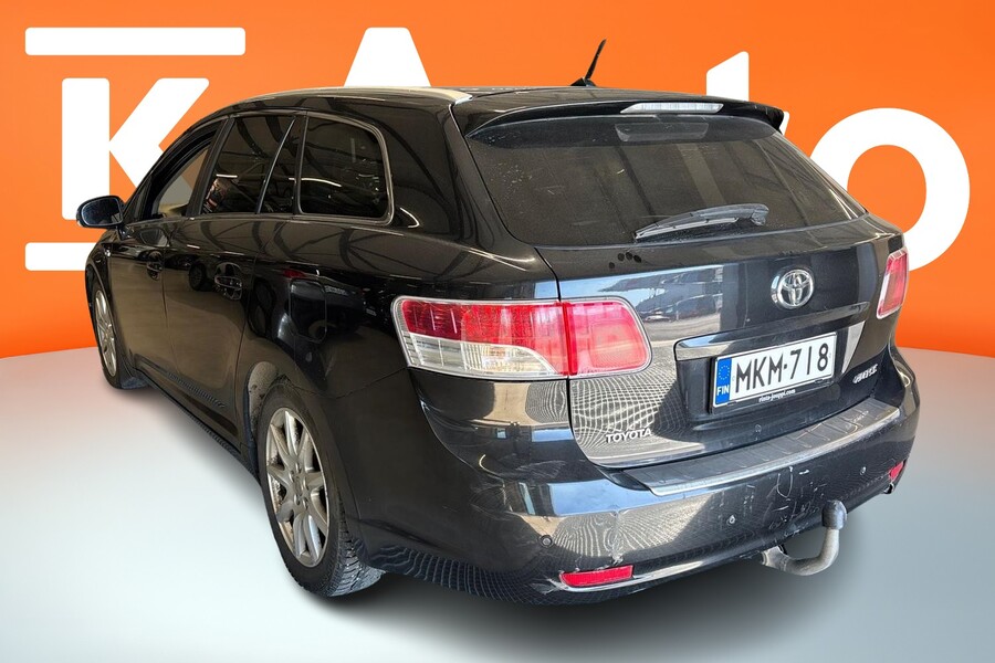 Toyota Avensis vaihtoauto