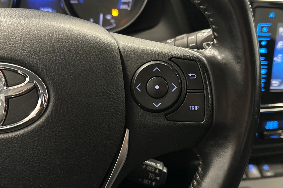 Toyota Auris vaihtoauto