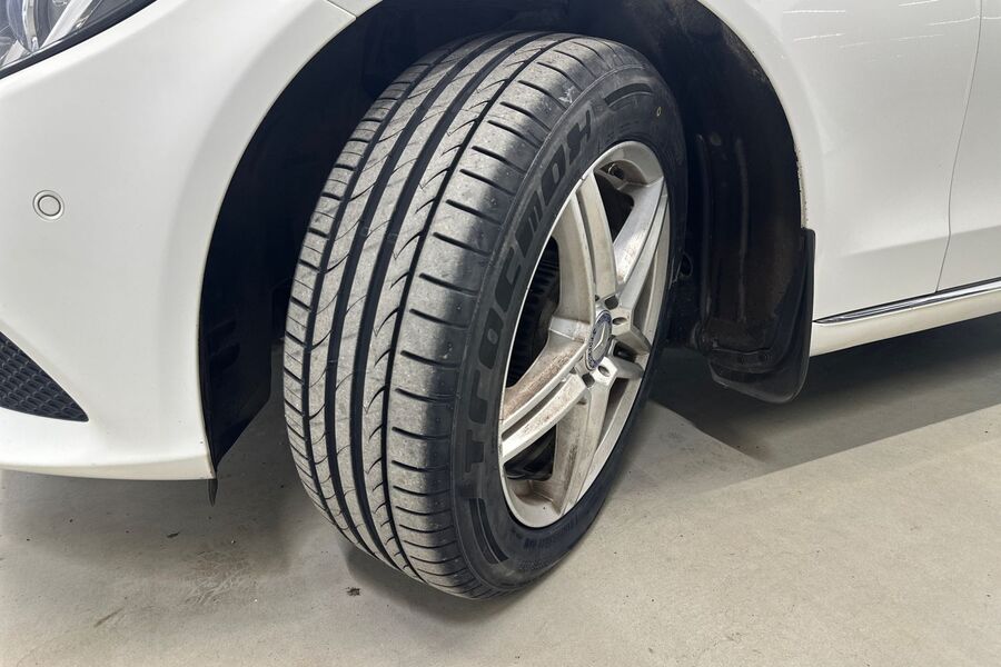 Mercedes-Benz C vaihtoauto