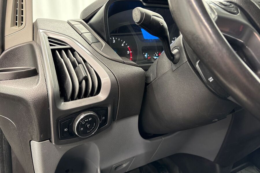 Ford Transit Custom vaihtoauto