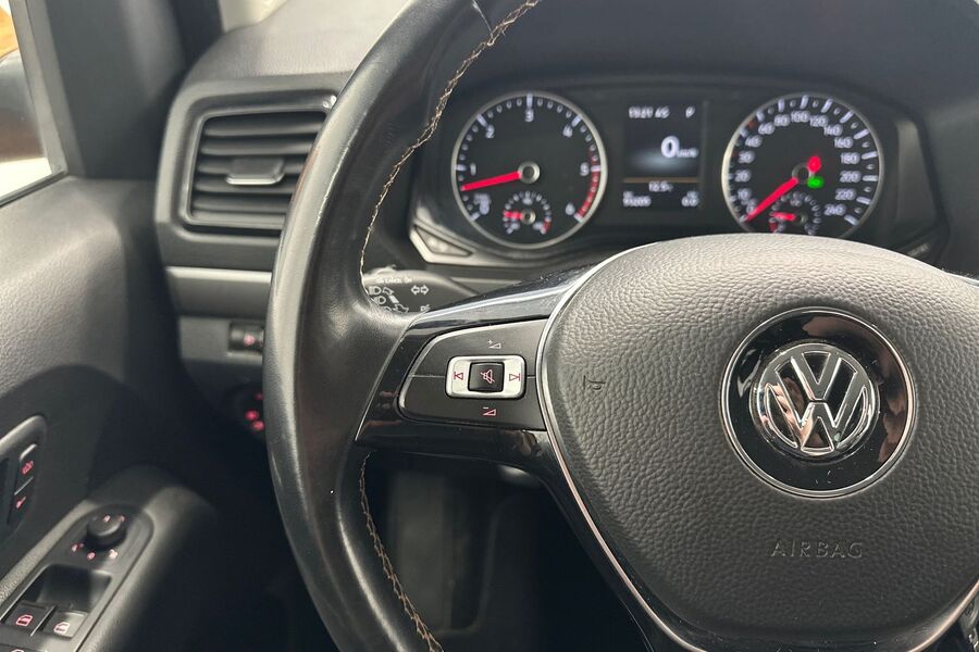 Volkswagen Amarok vaihtoauto