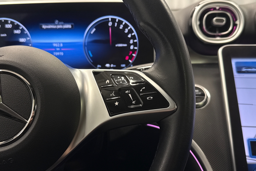 Mercedes-Benz C vaihtoauto