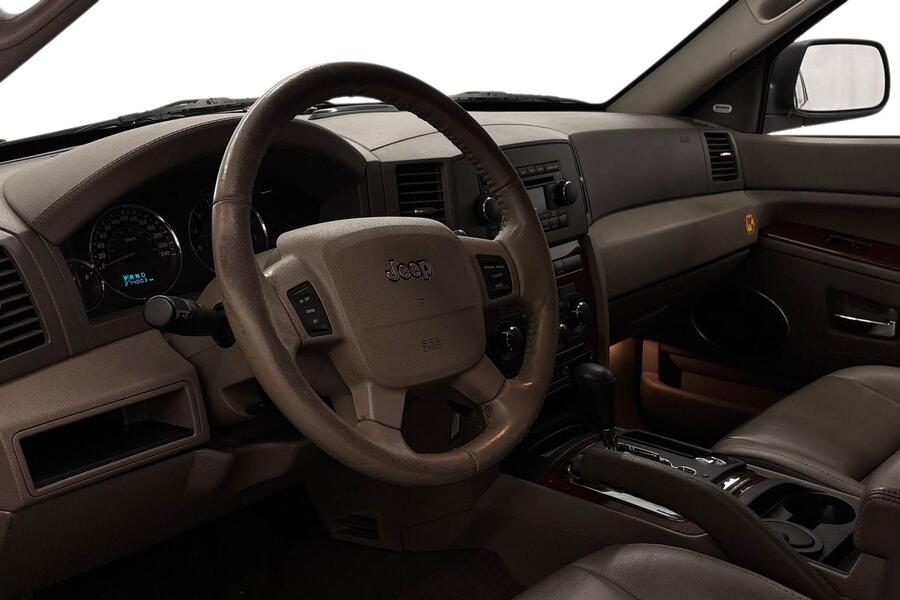 Jeep Grand Cherokee vaihtoauto