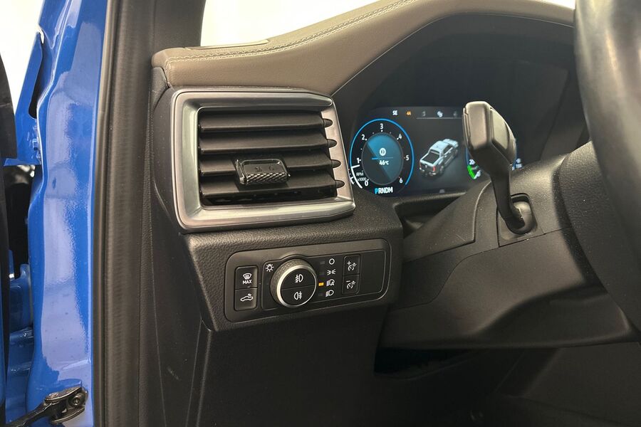 Volkswagen Amarok vaihtoauto