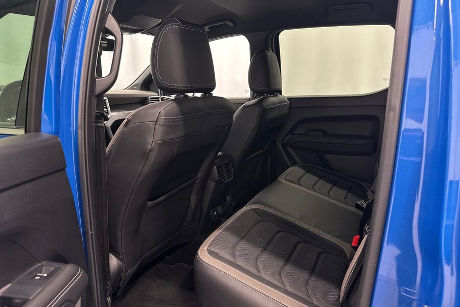 Volkswagen Amarok vaihtoauto