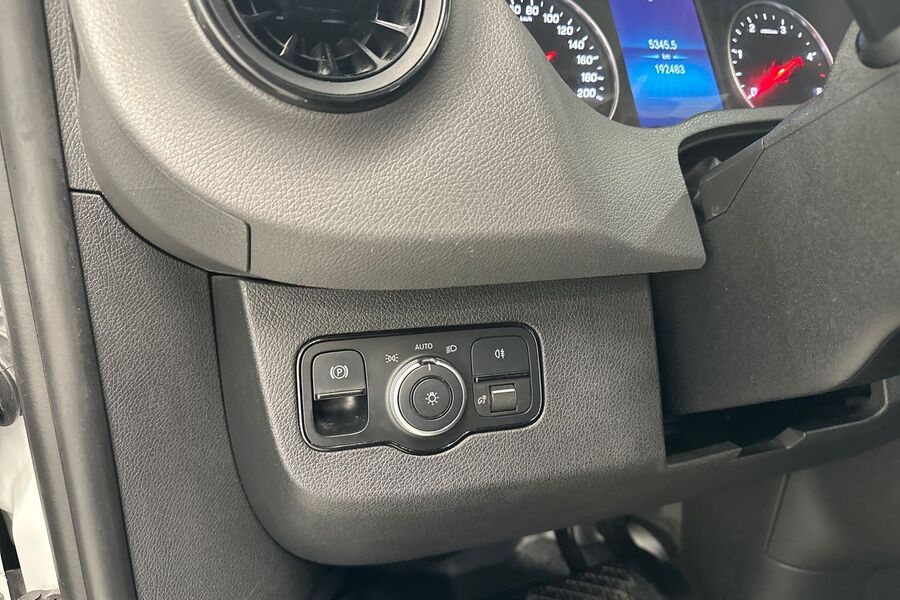 Mercedes-Benz Sprinter vaihtoauto