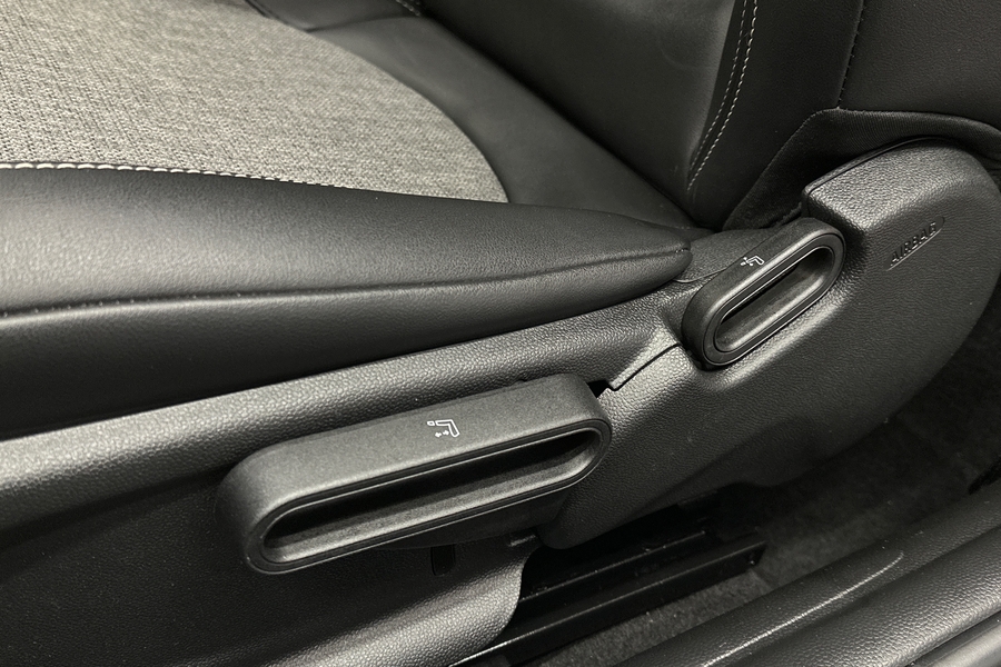 Mini Hatchback vaihtoauto