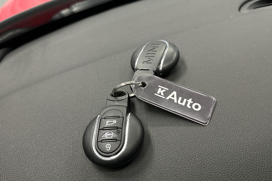 Mini Hatchback vaihtoauto