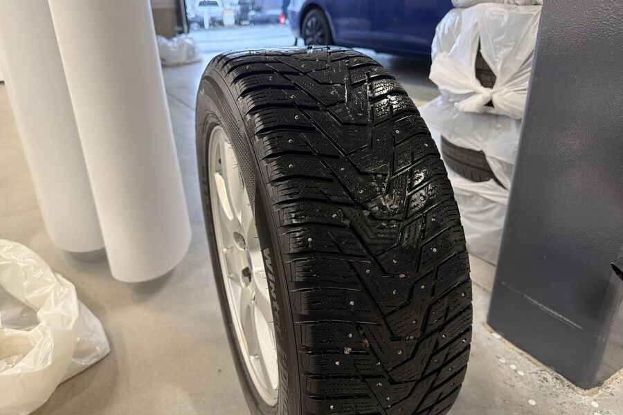 Volvo V70 vaihtoauto