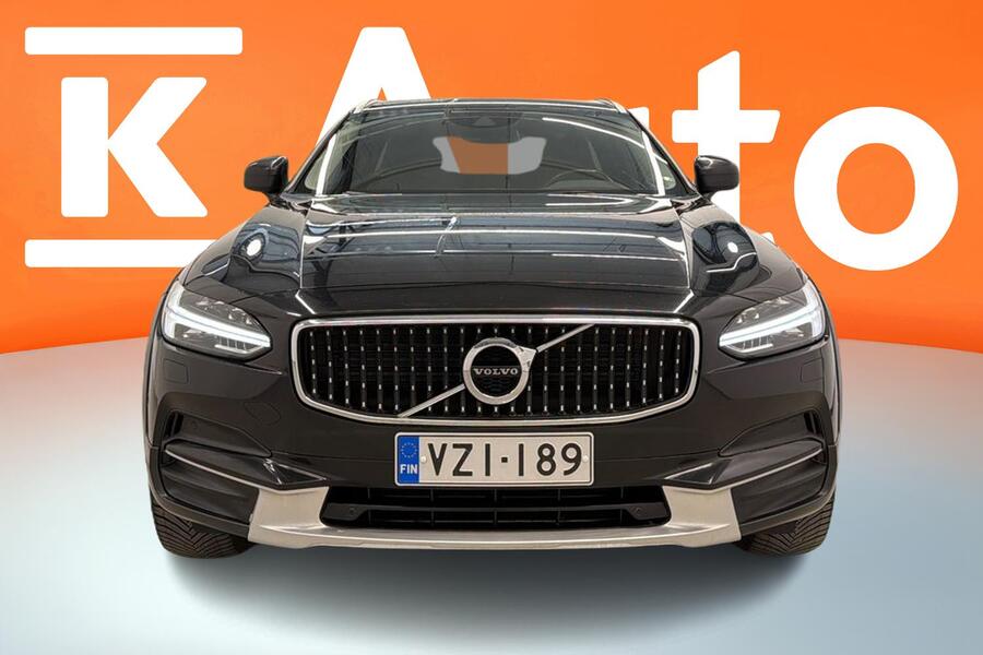 Volvo V90 Cross Country vaihtoauto