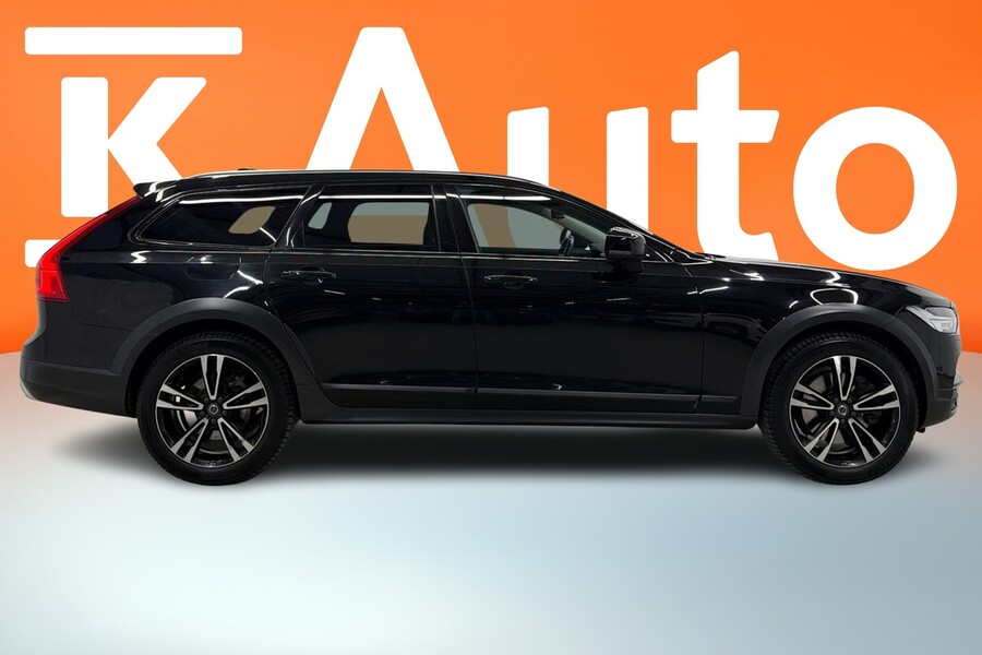 Volvo V90 Cross Country vaihtoauto