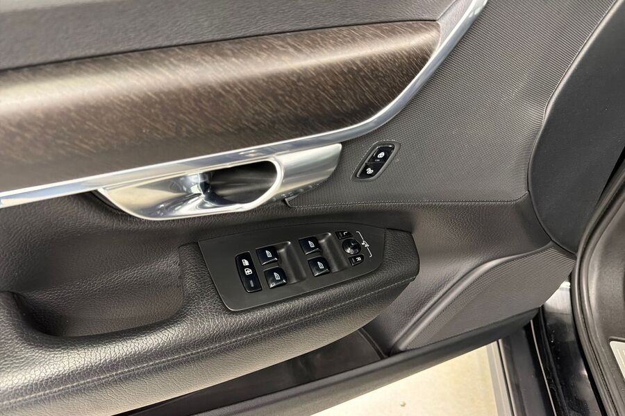 Volvo V90 Cross Country vaihtoauto