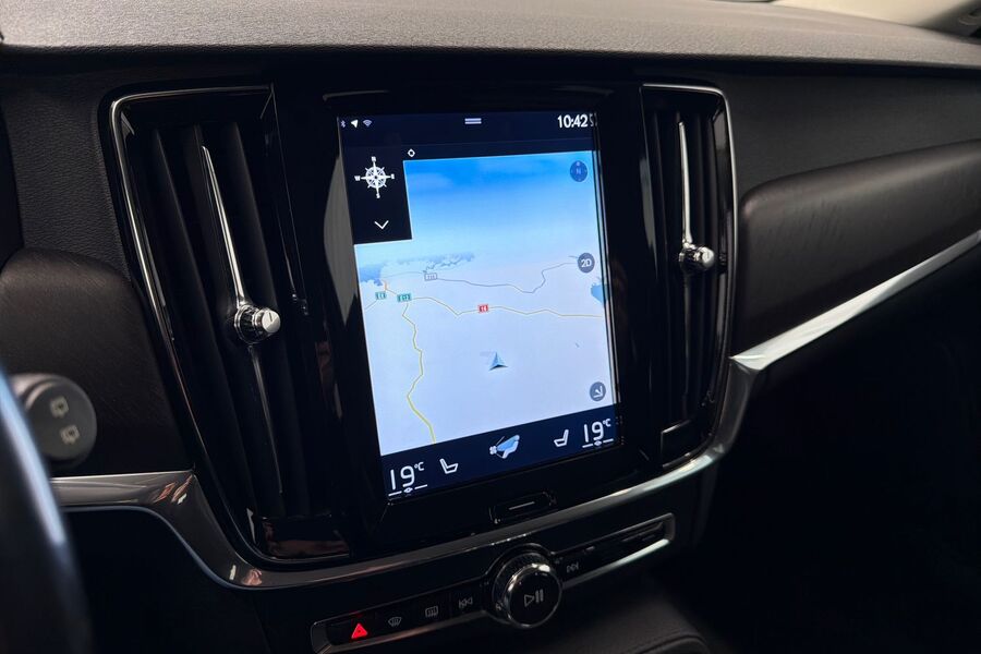 Volvo V90 Cross Country vaihtoauto