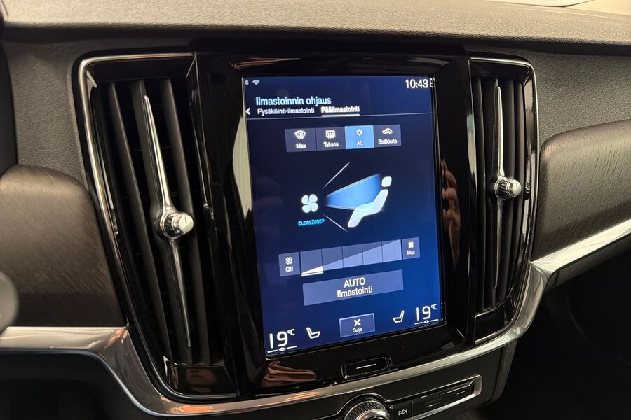 Volvo V90 Cross Country vaihtoauto