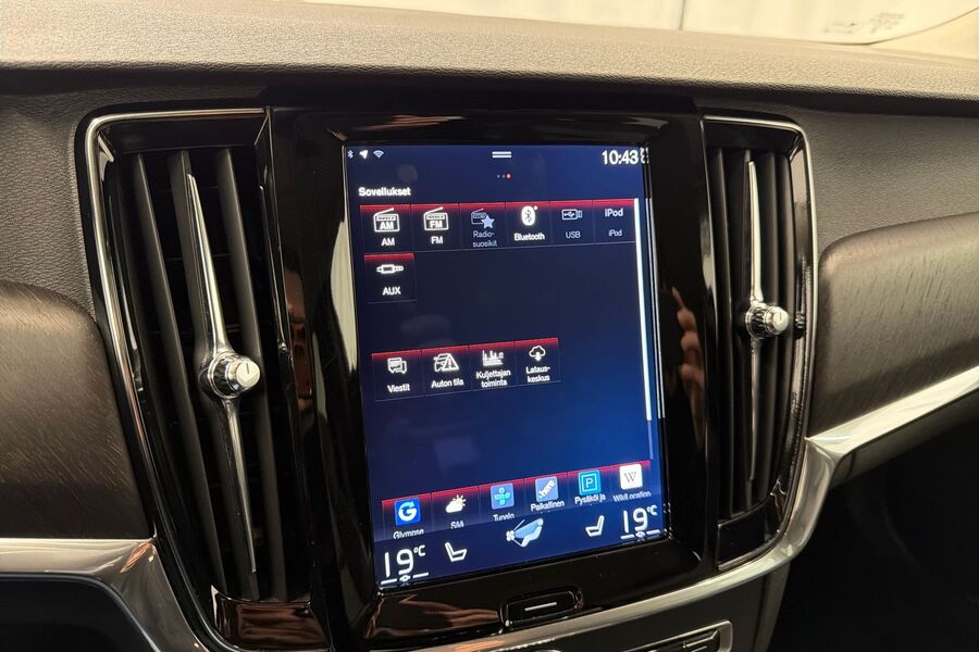 Volvo V90 Cross Country vaihtoauto