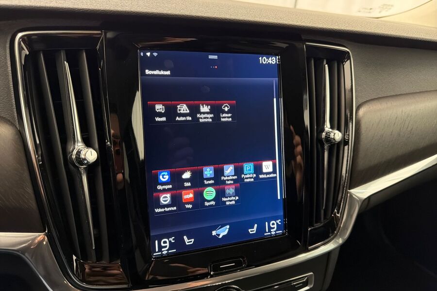 Volvo V90 Cross Country vaihtoauto