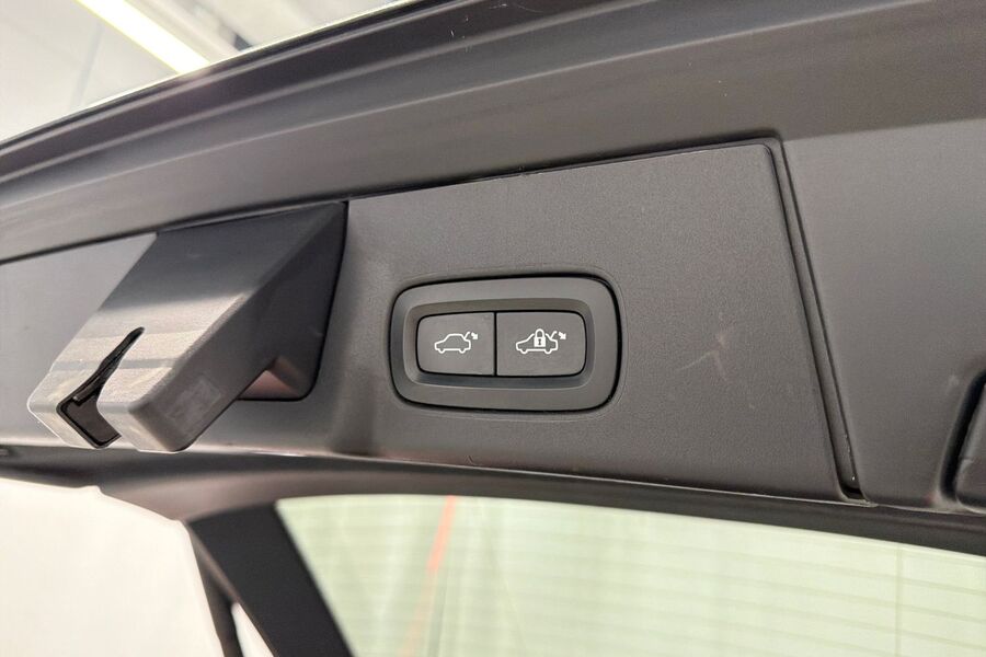 Volvo V90 Cross Country vaihtoauto