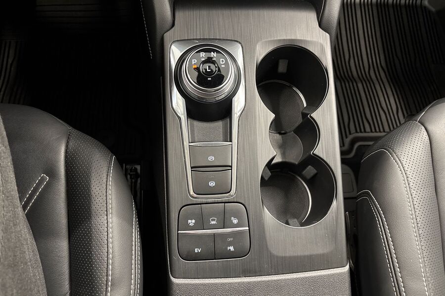 Ford Kuga vaihtoauto