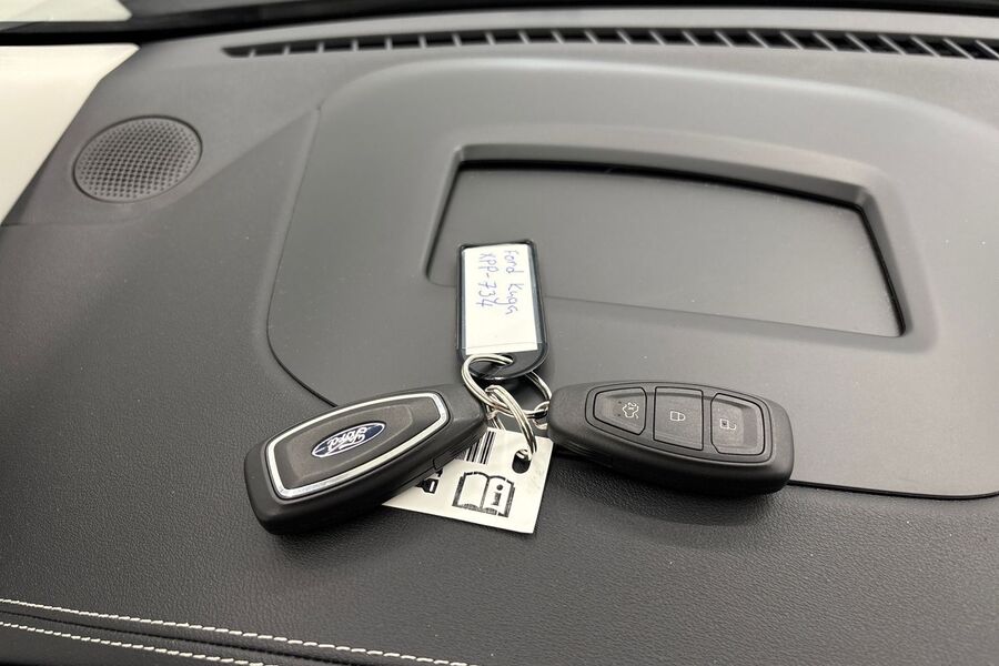 Ford Kuga vaihtoauto