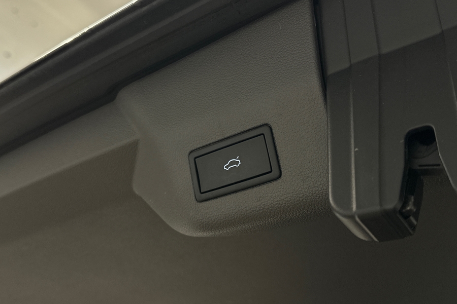 Volkswagen Multivan vaihtoauto