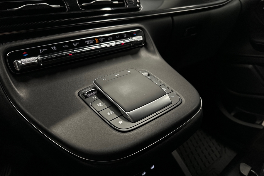 Mercedes-Benz EQV vaihtoauto