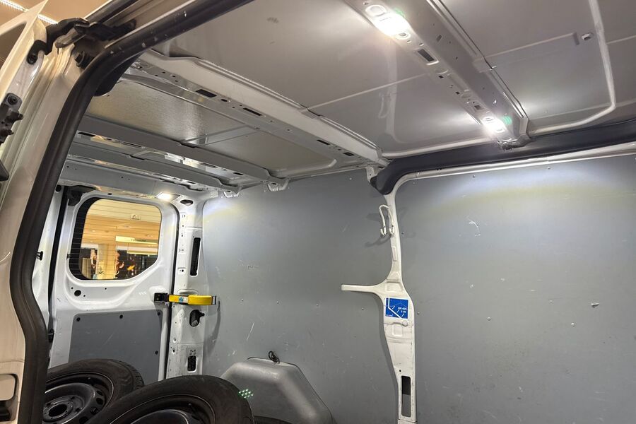 Ford Transit Custom vaihtoauto