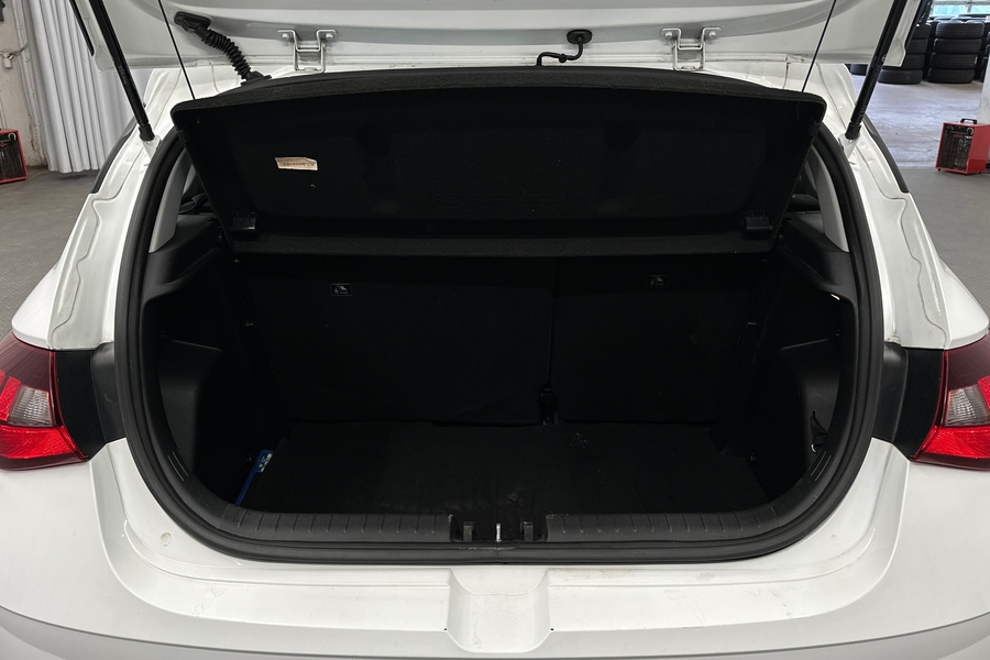 Hyundai i20 Hatchback vaihtoauto