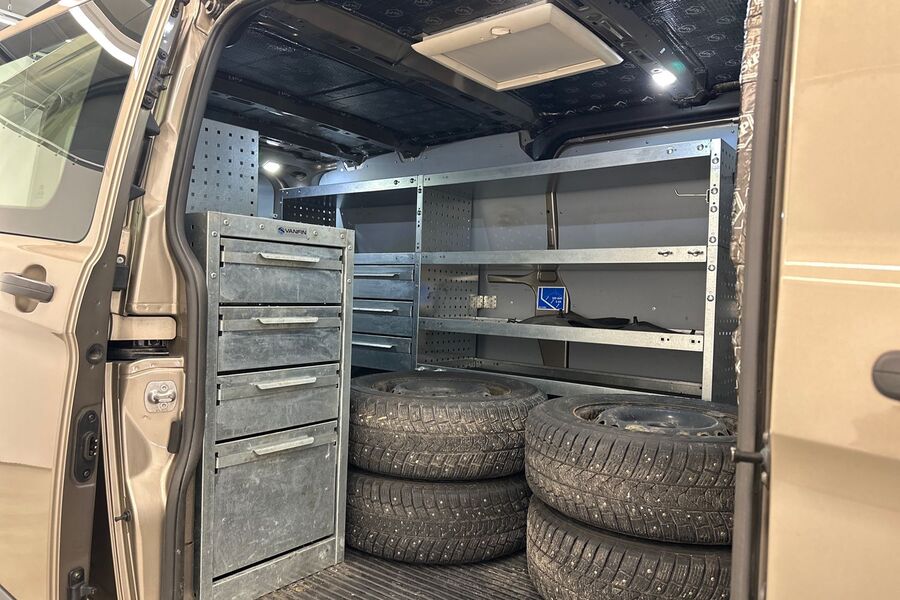 Ford Transit Custom vaihtoauto